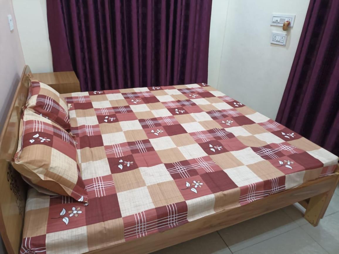 Anant Paying Guest House Ayodhya Ngoại thất bức ảnh