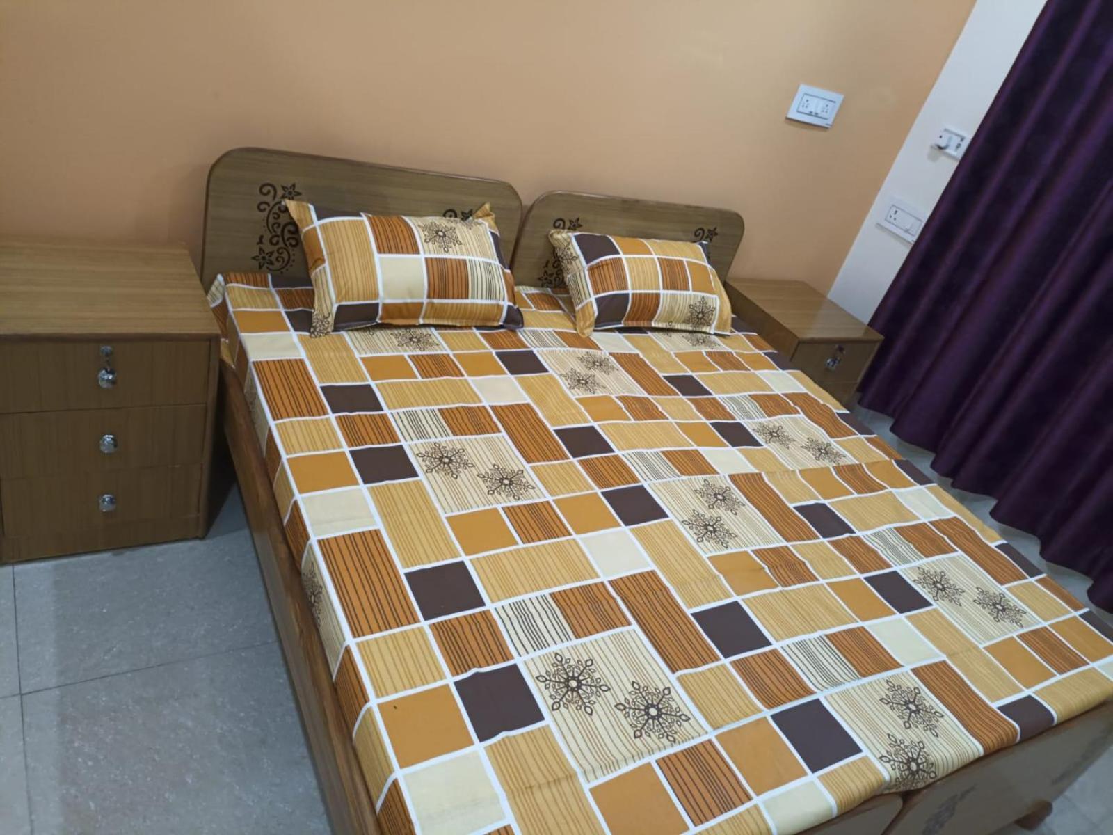 Anant Paying Guest House Ayodhya Ngoại thất bức ảnh