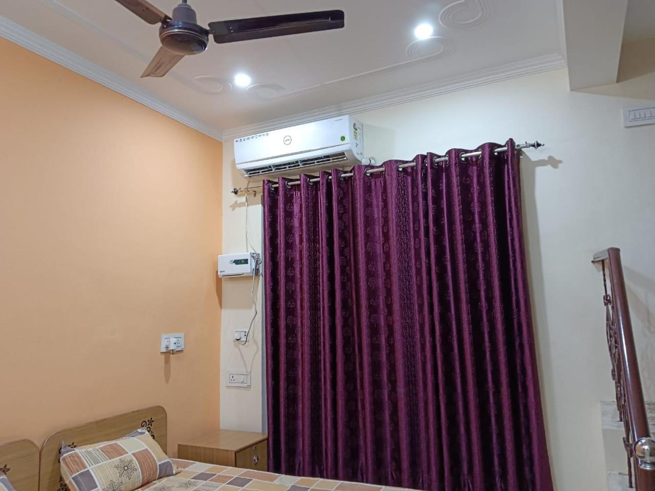 Anant Paying Guest House Ayodhya Ngoại thất bức ảnh